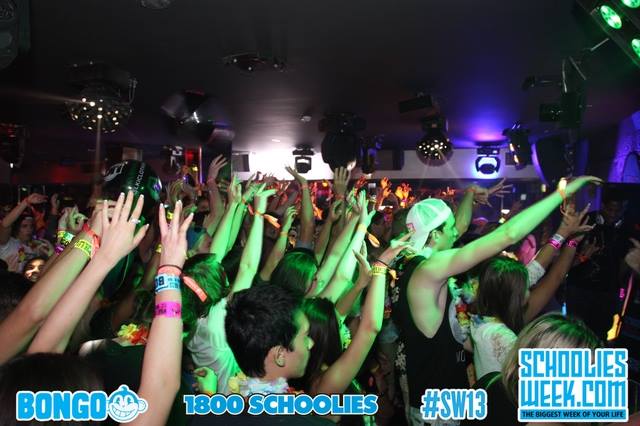 schoolies 2014 official schoolies booking website